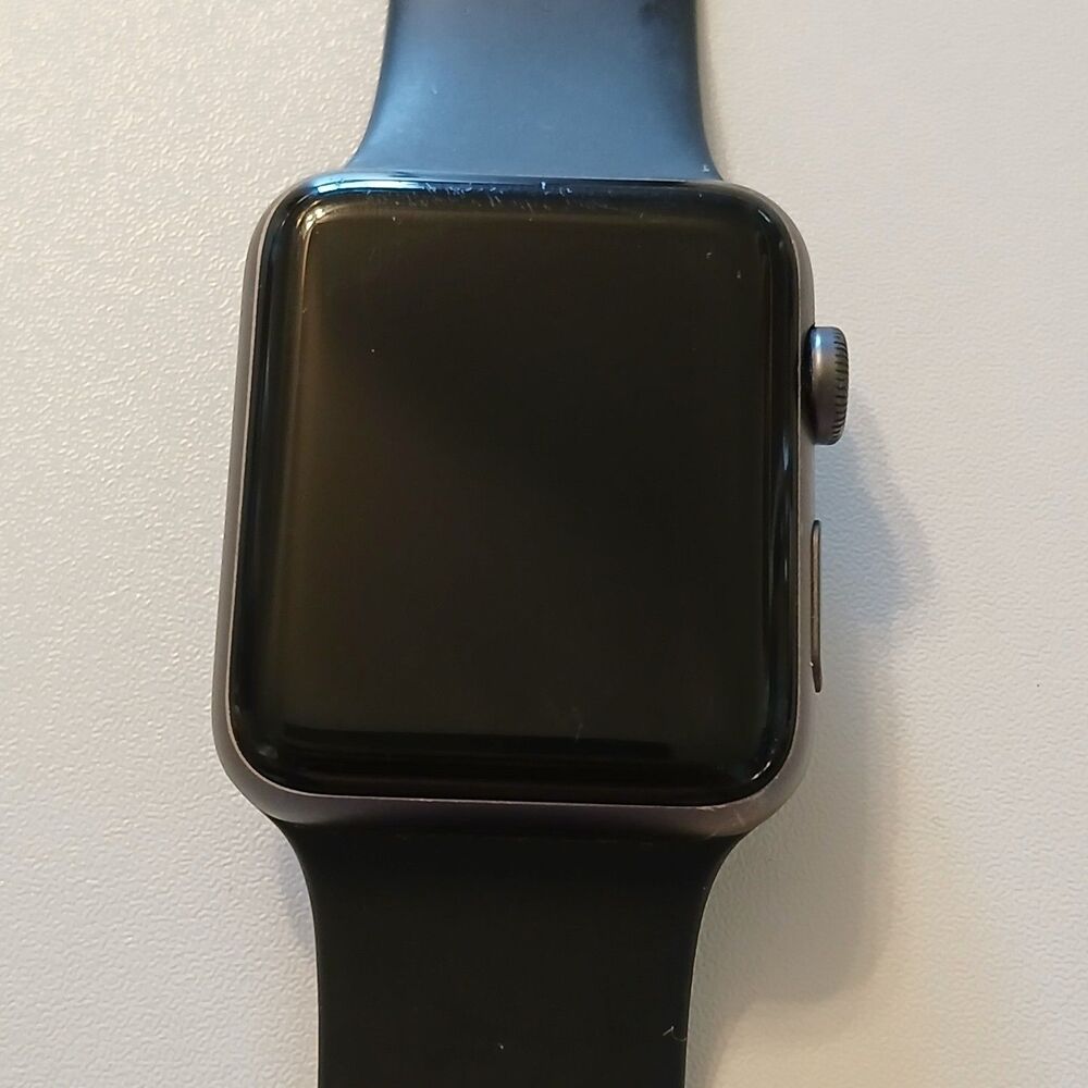 Apple Watch Series 3 42mm Space Gray Aluminum GPS Black Band - Untested